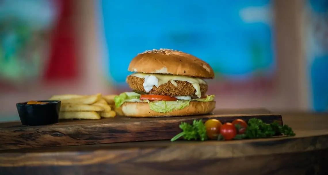 ¡Receta estrella! hamburguesa de coliflor y queso con  