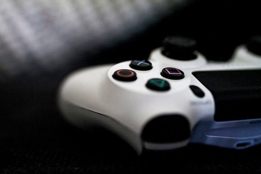  Los mandos de PlayStation y sus avances: ¿cuál es el mejor?. Foto Unsplash. 