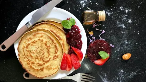 Cómo cocinar tortitas con niños en casa