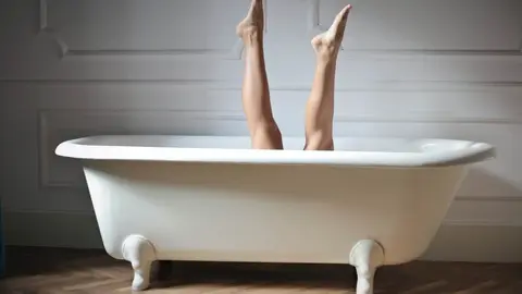 trucos eliminar vello enquistado piernas