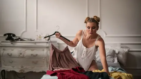 Cómo ordenar un armario para que parezca de revista