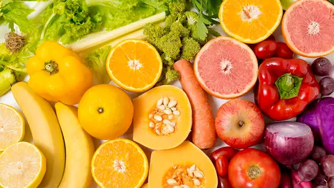 ¡Prepara tus menús de agosto con estas frutas y verduras de temporada!. Foto freepik.