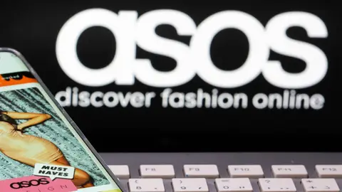 ¿Qué puedo comprar durante el Black Friday de ASOS?