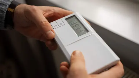 ¿Cómo funciona el mando de un aire acondicionado?