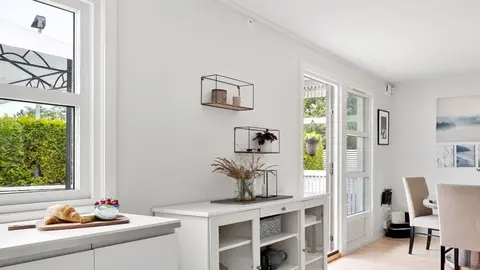 ¿Cómo limpiar ventanas correderas? Consejos, trucos y productos necesarios