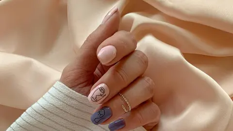 Manicura color pastel