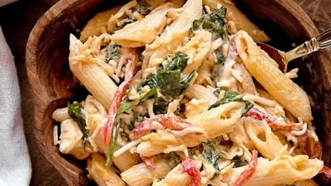 Cómo hacer una ensalada de pasta.