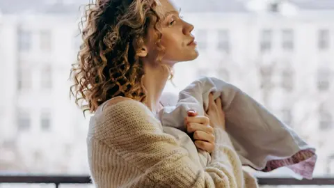 &iquest;C&oacute;mo combatir el fr&iacute;o en casa? 11 consejos efectivos para calentarse en casa.