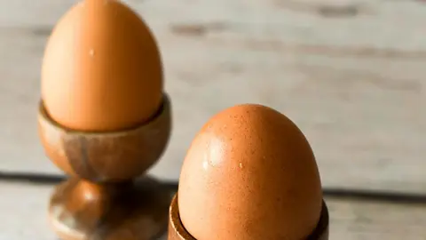 undefine&iquest;Cu&aacute;l es el truco para pelar huevo cocido? Consejos para que no se rompan los huevos cocidos.