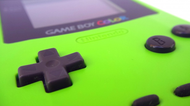 green-nintendo-gameboy-color-14742190446k7