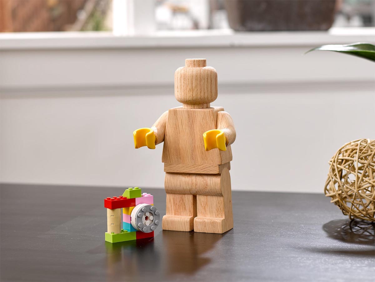 minifigura madera lego