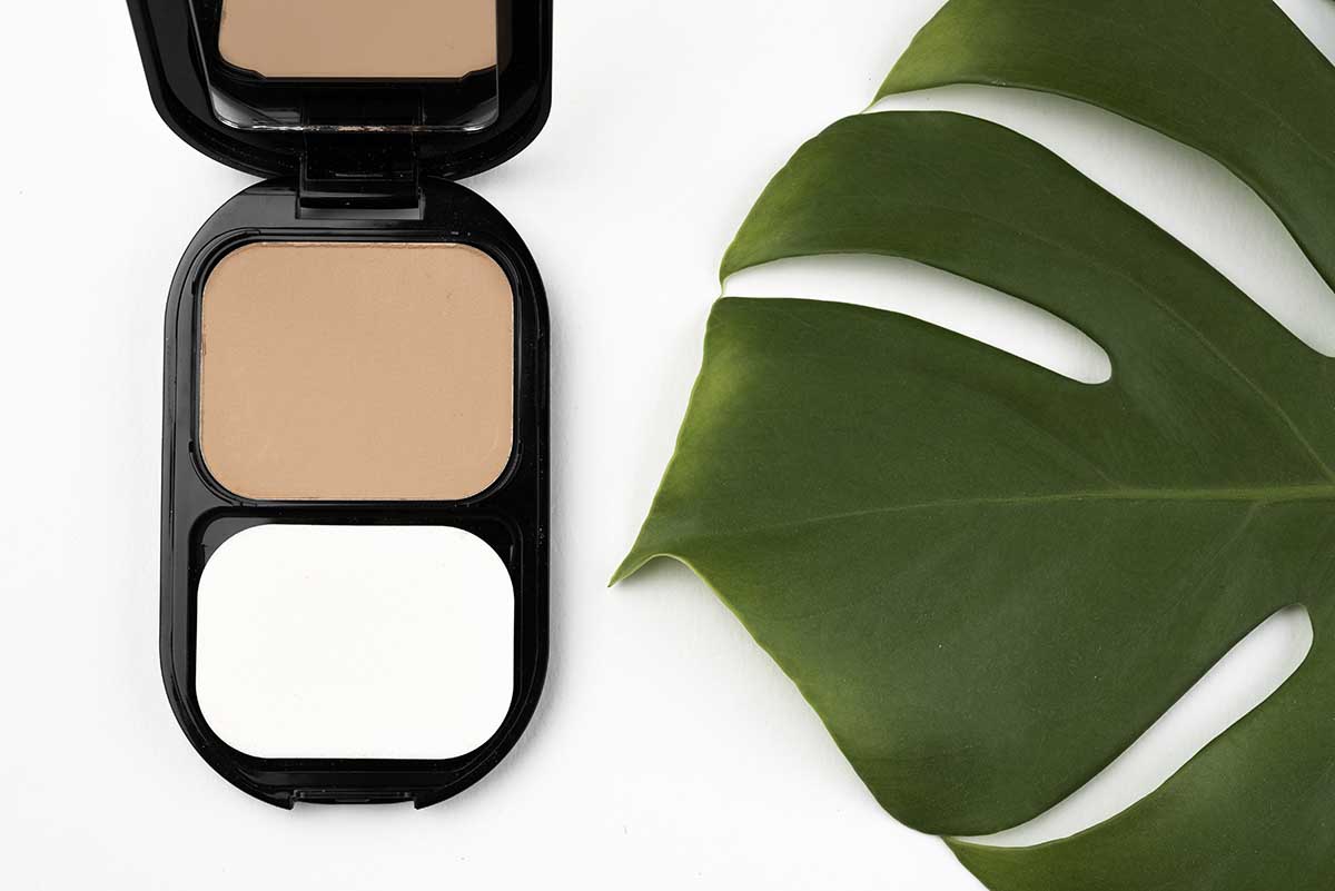 fecha de caducidad de tus cosméticos: bronzers