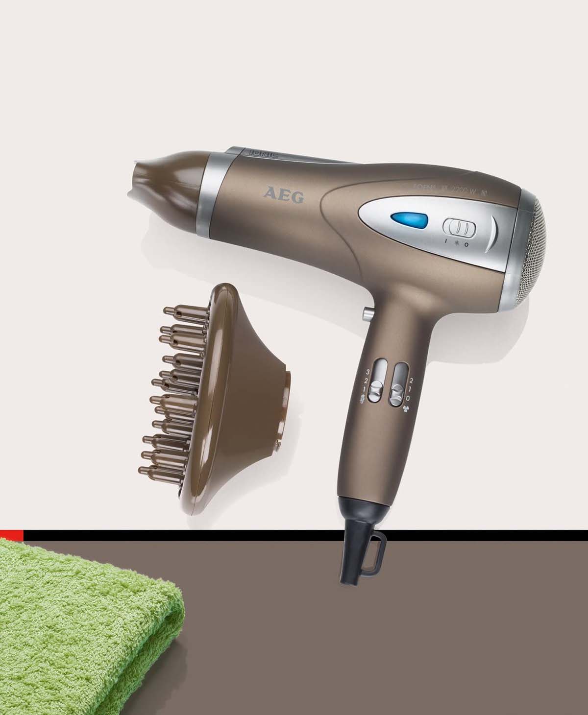 secador de pelo aeg