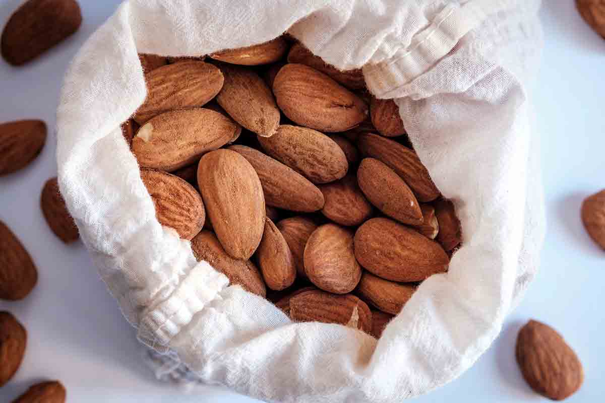 unsplash almendras frutos secos