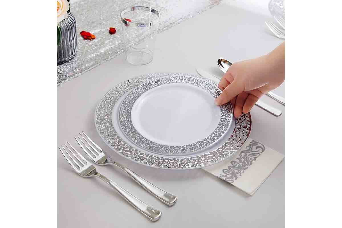 platos vasos plateados amazon navidad 2020