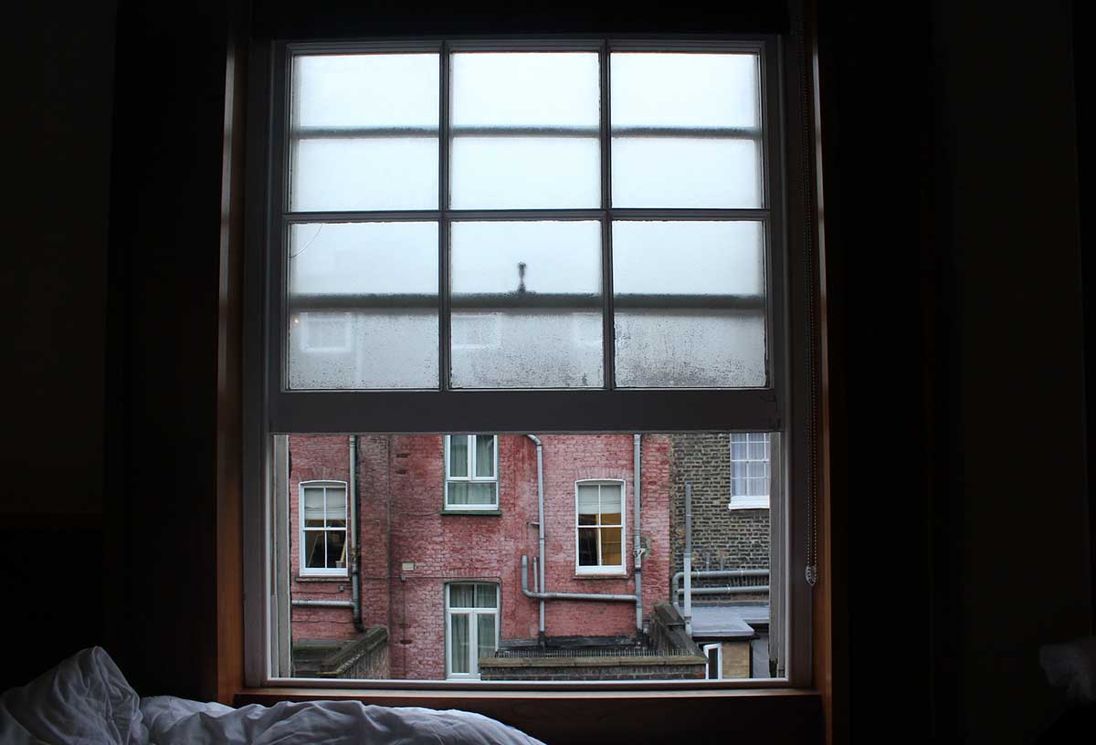 ventilación casa humedad ventana