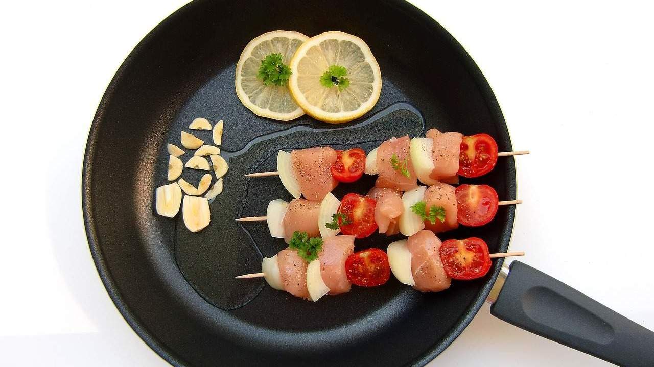 Sartén con alimentos